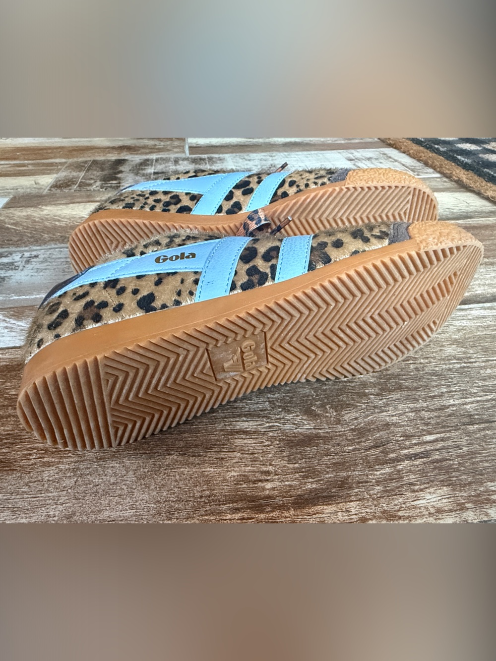 Gola Leopard Print Sneakers with Light Blue Stripes - Picture 5 of 5